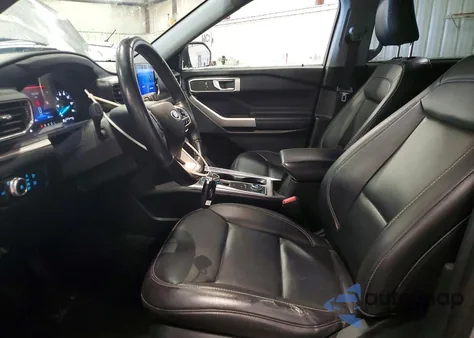 2022 Ford Explorer Xlt z USA, uszkodzony, nr VIN 1FMSK8DH3NGA38415